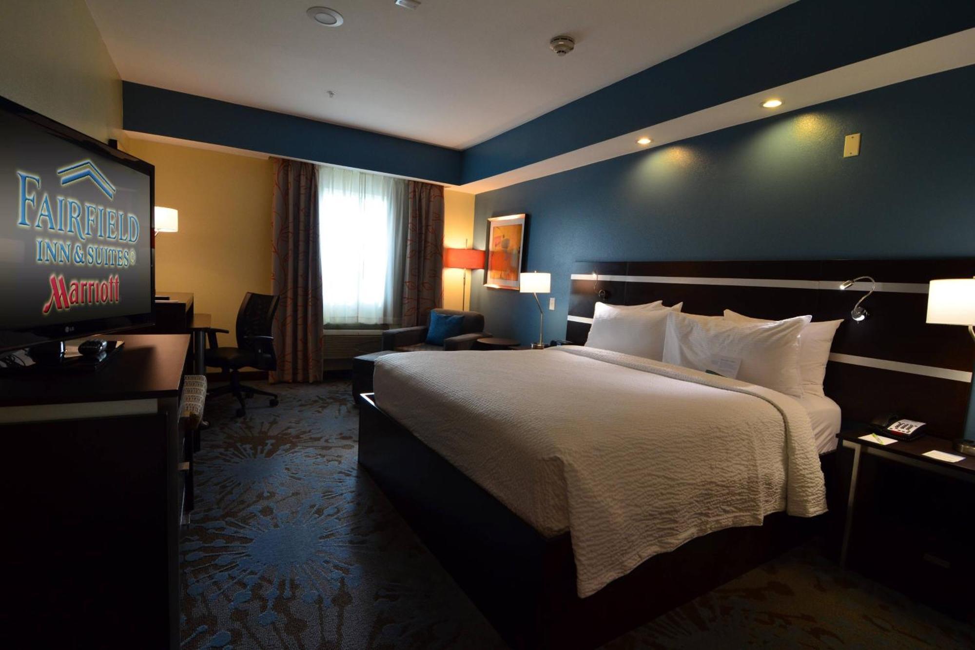 Fairfield Inn And Suites By Marriott North Spring Eksteriør billede